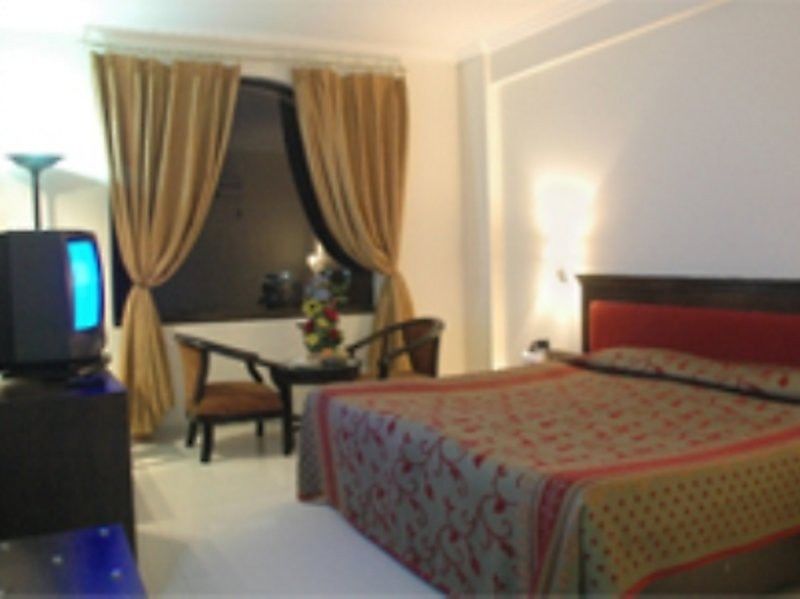 Hotel Pushp Villa Agra Taj East Gate Exterior photo